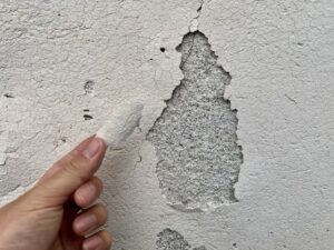 外壁補修を解説！必要性・DIY・劣化症状・工法・費用・タイミング・業者選びなど 