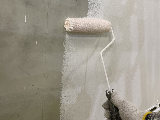 外壁塗装のシリコン塗料とは？メリット・デメリット・種類・費用などを解説